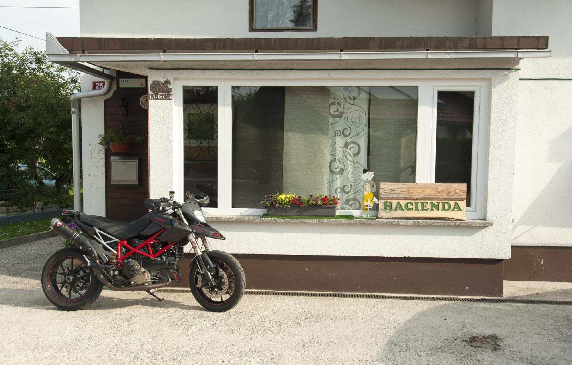Hacienda Bled Rooms Luaran gambar